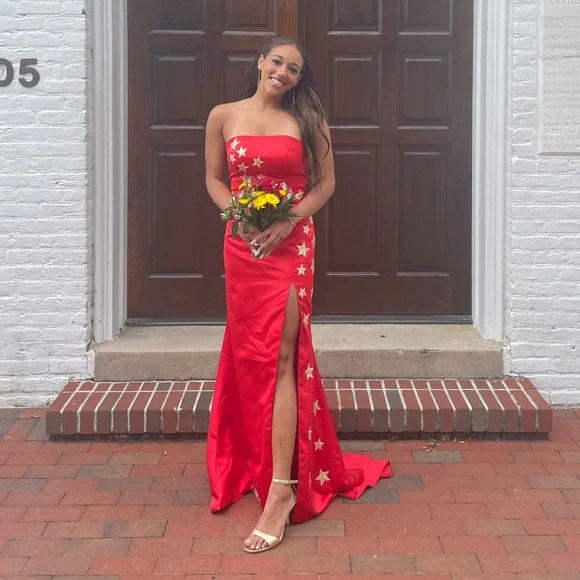 strapless open back dress Black Beaded Plunging Red Custom-Made Ruffled Tulle Trumpet Prom Dress main image 0